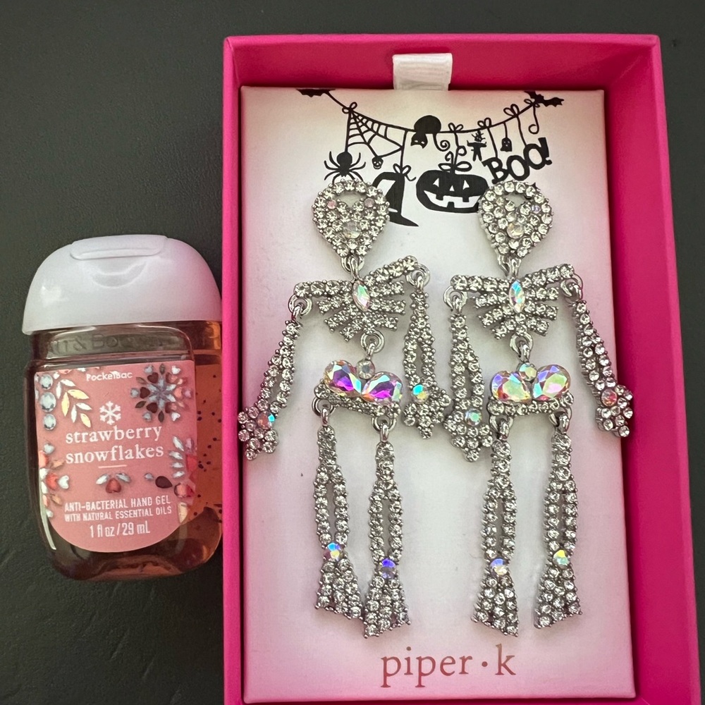 Piper K Skelton Earrings NWOT